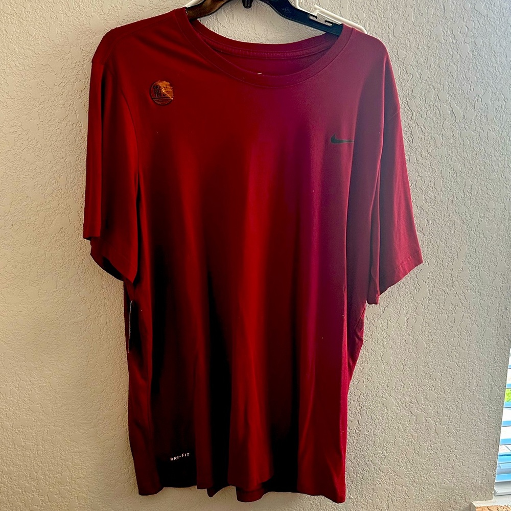 2XL Nike dri-fit maroon/red cotton shirt